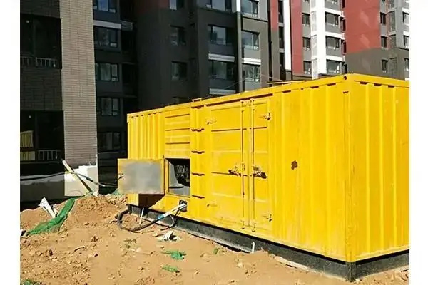 武汉发电机租赁中燃油压力过低会对发动机的哪些部件造成损坏？